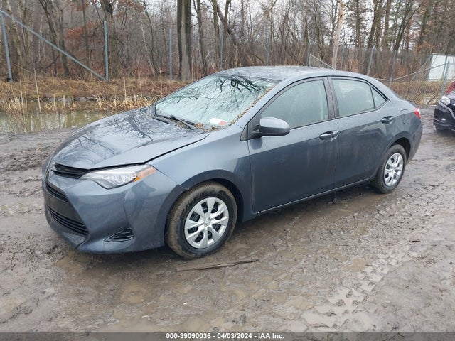 Toyota COROLLA L 2017 2T1BURHE5HC837135 Image 2