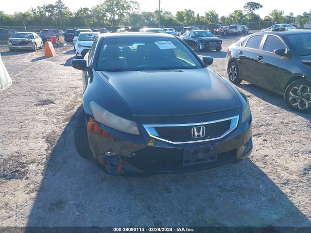 39090114 :رقم المزاد ، 1HGCS2B86AA010275 vin ، 2010 Honda Accord 3.5 Ex-l مزاد بيع