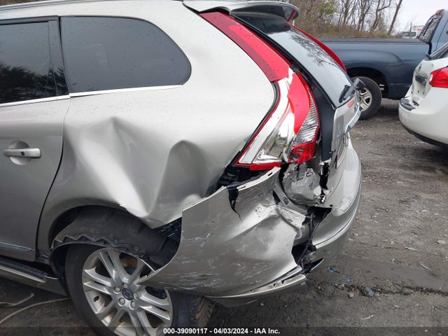 YV4612RK5F2745215 Volvo Xc60 T5/t5 Premier