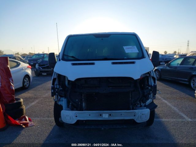 1FTNR1ZM0FKA34928 Ford Transit-250