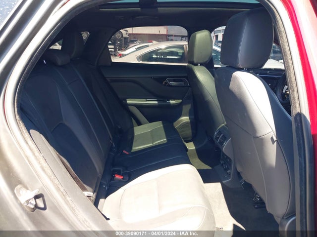 2017 JAGUAR F-PACE SADCJ2BV6HA886169 Photo 7