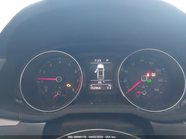 1VWDT7A35HC039331 Volkswagen Passat 1.8t R-line