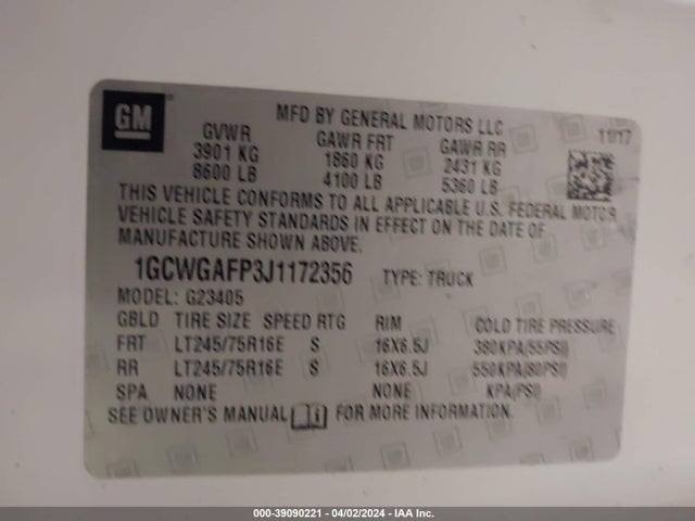 Chevrolet Express 2500 Work Van 2018 1GCWGAFP3J1172356 Image 9