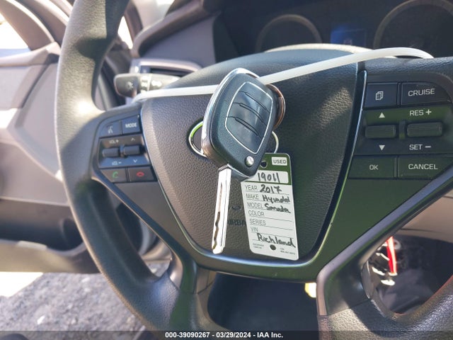 Hyundai Sonata 2017 5NPE24AFXHH534261 Image 11