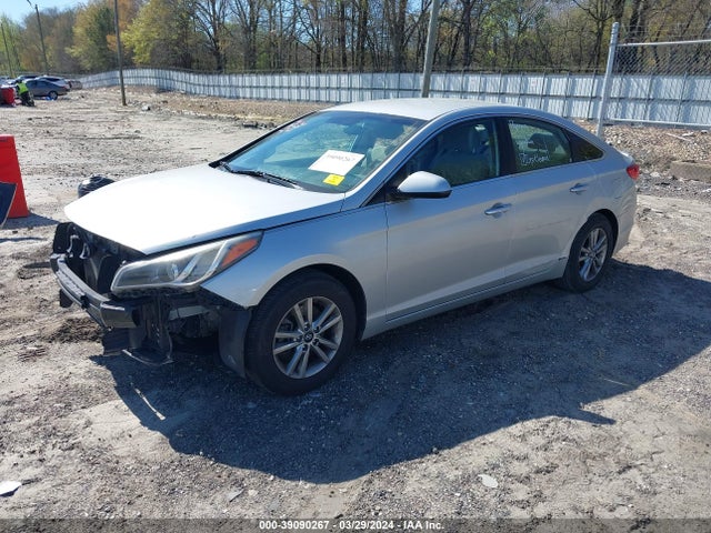 Hyundai Sonata 2017 5NPE24AFXHH534261 Image 2