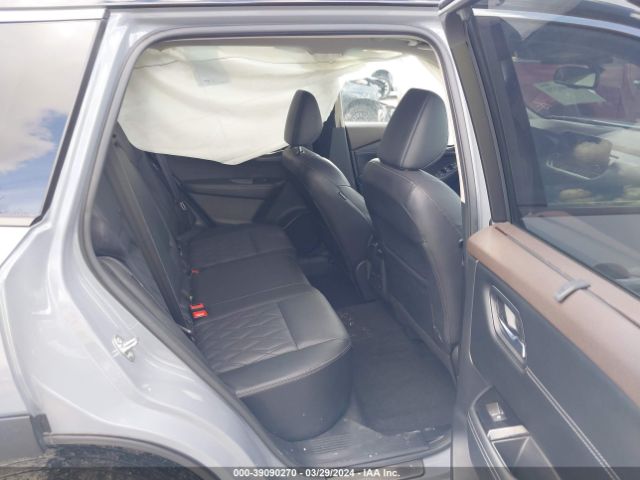 JN8AT3DD8MW321446 Nissan Rogue Platinum Intelligent Awd