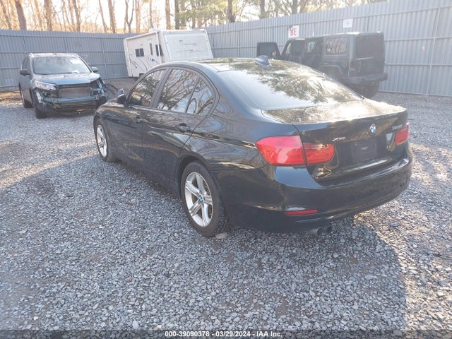 2013 Bmw 328i Xdrive მანქანა იყიდება აუქციონზე, vin: WBA3B5C59DJ599182, აუქციონის ნომერი: 39090378