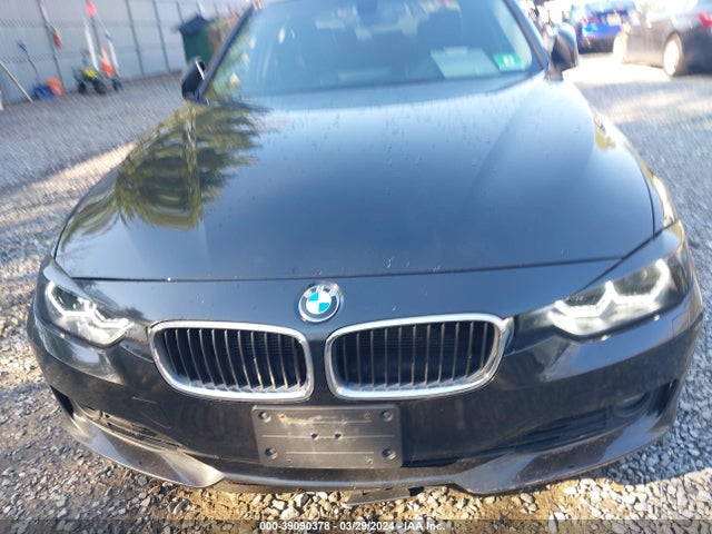 2013 Bmw 328i Xdrive მანქანა იყიდება აუქციონზე, vin: WBA3B5C59DJ599182, აუქციონის ნომერი: 39090378