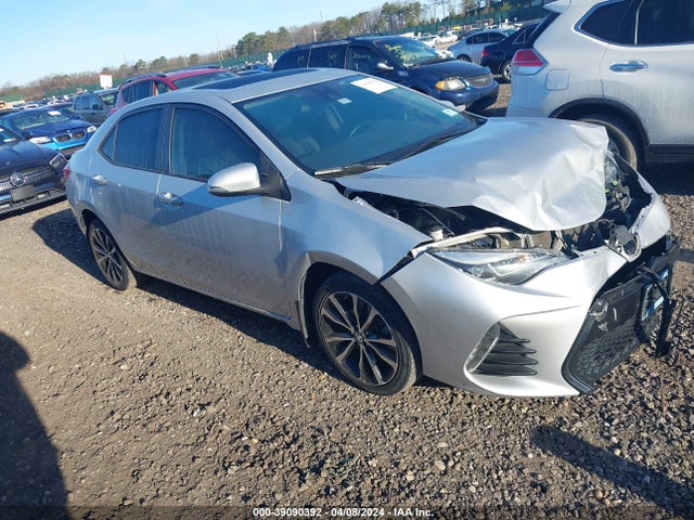Toyota Corolla Xse 2018 5YFBURHE4JP765625 Image 1