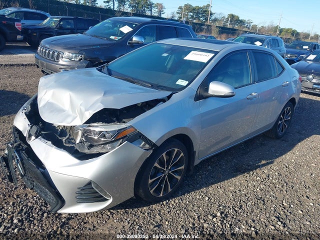 Toyota Corolla Xse 2018 5YFBURHE4JP765625 Image 2