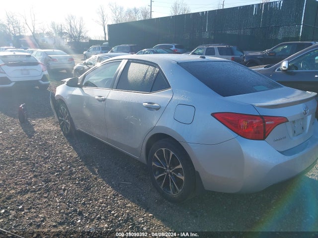 Toyota Corolla Xse 2018 5YFBURHE4JP765625 Image 3