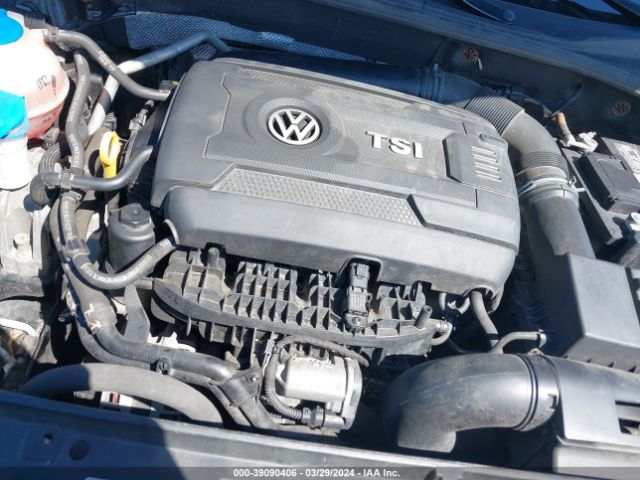 1VWAT7A37FC053084 Volkswagen Passat 1.8t S