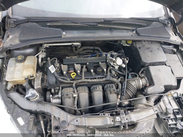 Ford FOCUS SE 2016 1FADP3K29GL323636 Image 10