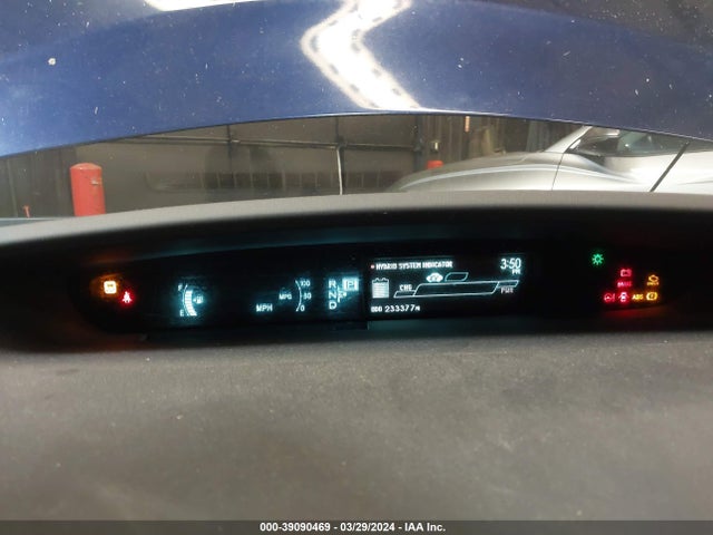 Toyota Prius Three 2014 JTDKN3DU2E0367790 Image 7