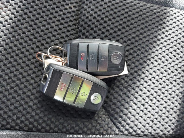 KIA Optima S 2020 5XXGT4L38LG399083 Image 11