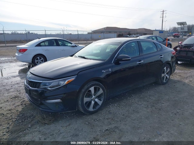 KIA Optima S 2020 5XXGT4L38LG399083 Image 2