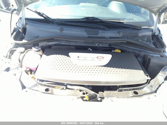 2016 FIAT 500E 3C3CFFGE7GT221970 Photo 9