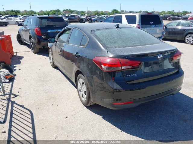 Продажа на аукционе авто 2017 Kia Forte Lx, vin: 3KPFK4A72HE124345, номер лота: 39090506