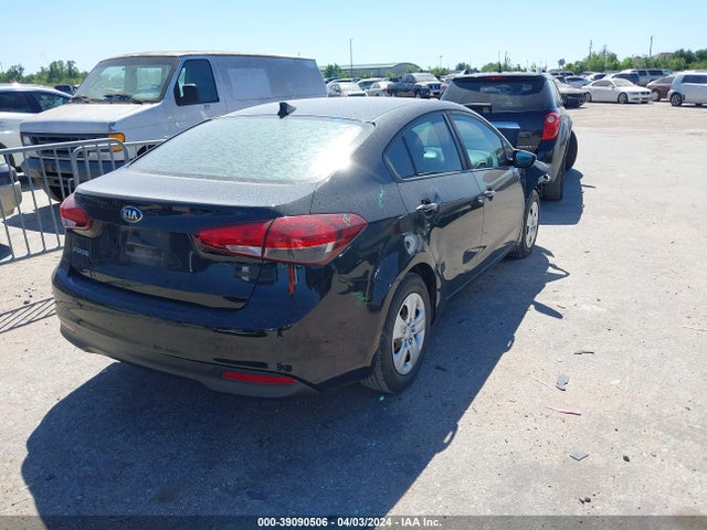 Продажа на аукционе авто 2017 Kia Forte Lx, vin: 3KPFK4A72HE124345, номер лота: 39090506