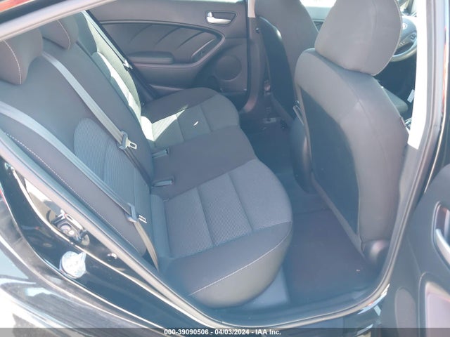 Продажа на аукционе авто 2017 Kia Forte Lx, vin: 3KPFK4A72HE124345, номер лота: 39090506
