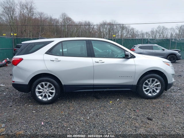 Chevrolet EQUINOX LS 2018 2GNAXREV5J6218797 Image 13