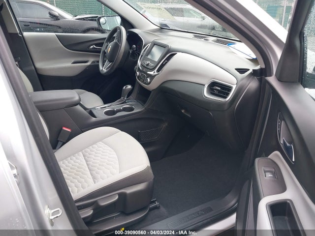 Chevrolet EQUINOX LS 2018 2GNAXREV5J6218797 Image 5
