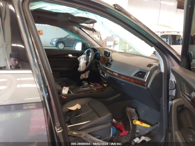 WA1BNAFY7J2017357 Audi Q5 2.0t Premium/2.0t Tech Premium