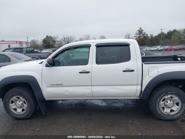Toyota Tacoma Base V6 2015 3TMLU4EN7FM178720 Image 14