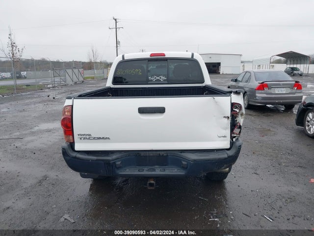 Toyota Tacoma Base V6 2015 3TMLU4EN7FM178720 Image 16