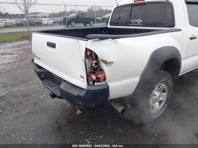 Toyota Tacoma Base V6 2015 3TMLU4EN7FM178720 Image 6