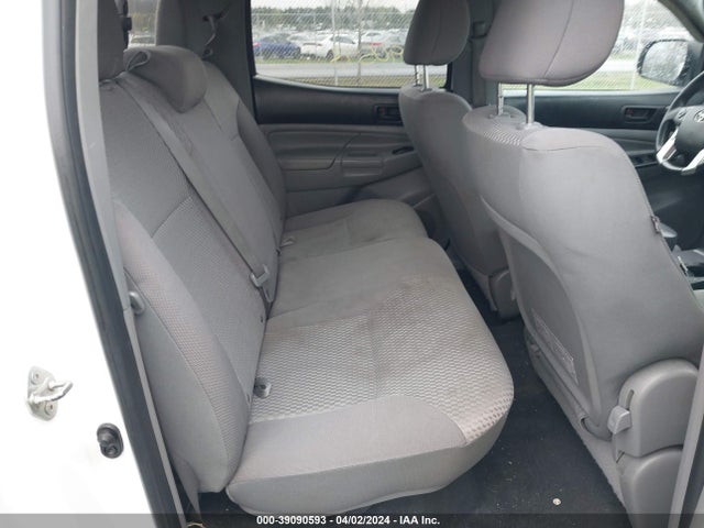 Toyota Tacoma Base V6 2015 3TMLU4EN7FM178720 Image 8