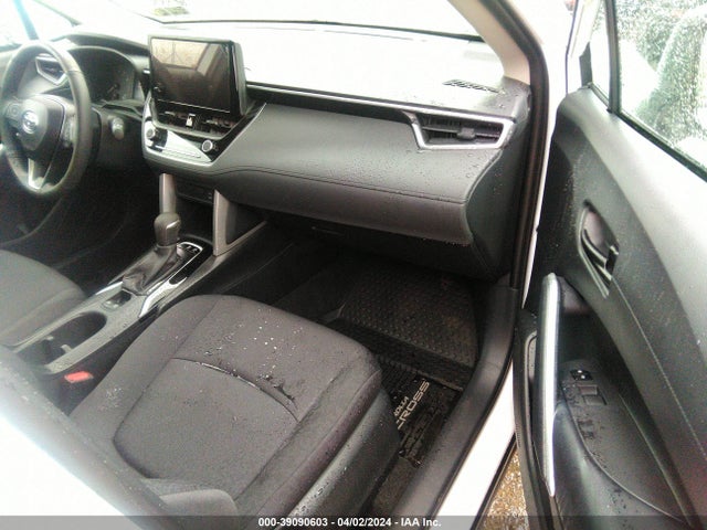 Toyota Corolla Cross Le 2023 7MUCAABG4PV076229 Image 5