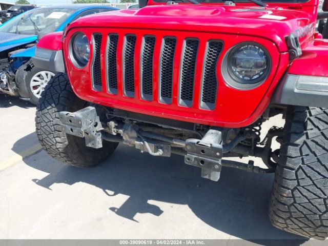 1C4HJXCG8JW131404 Jeep Wrangler Rubicon 4x4
