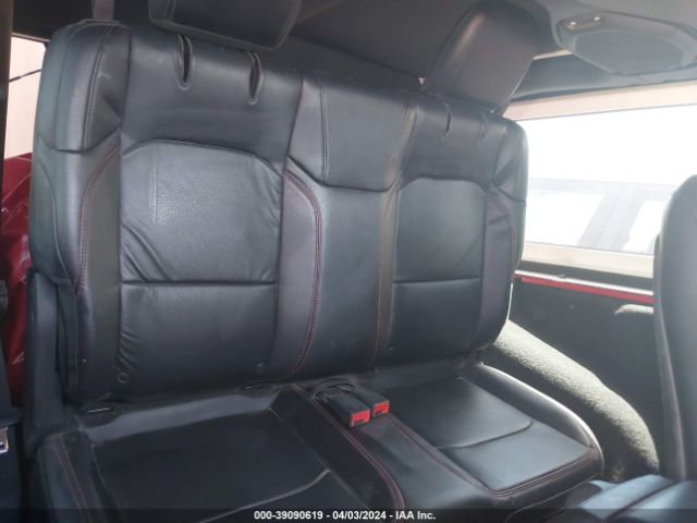 1C4HJXCG8JW131404 Jeep Wrangler Rubicon 4x4