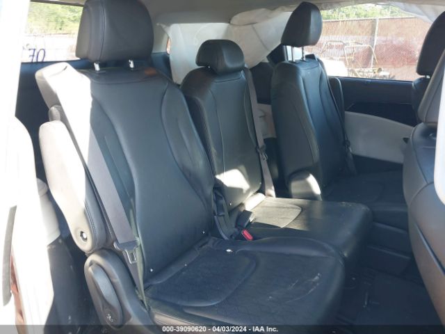 KNDNC5H32N6062349 KIA Carnival Mpv Ex