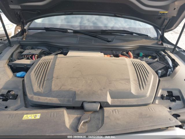 WA1AAAGE2MB009943 Audi E-tron Premium Quattro