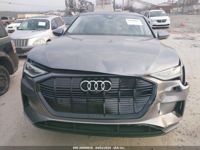 WA1AAAGE2MB009943 Audi E-tron Premium Quattro