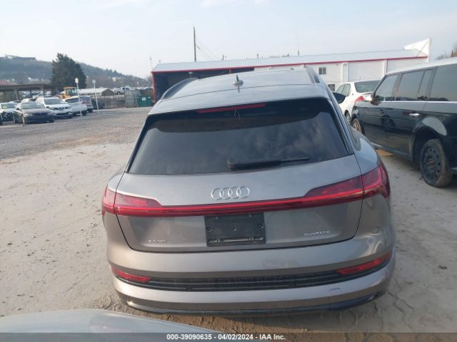 WA1AAAGE2MB009943 Audi E-tron Premium Quattro
