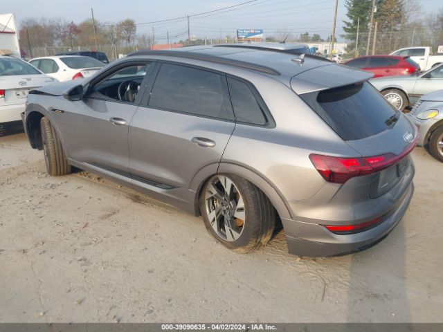 WA1AAAGE2MB009943 Audi E-tron Premium Quattro