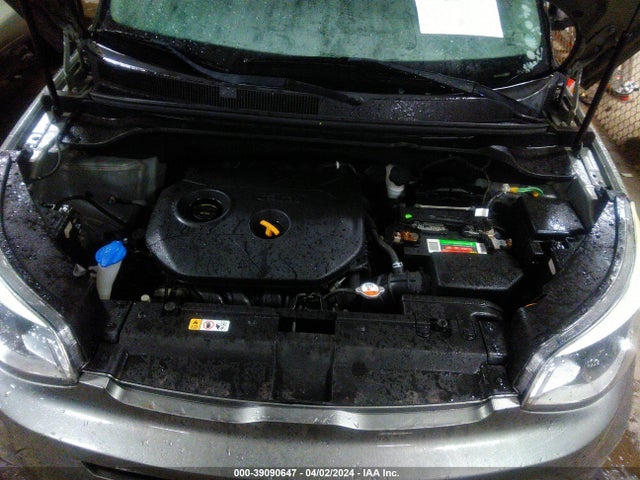 KIA SOUL + 2018 KNDJP3A57J7604326 Image 10