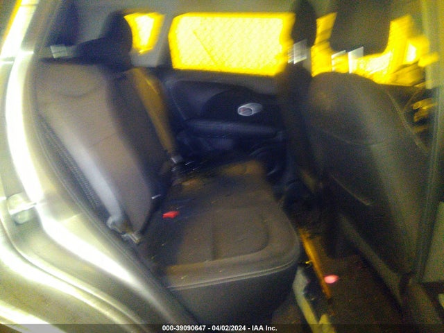 KIA SOUL + 2018 KNDJP3A57J7604326 Image 8