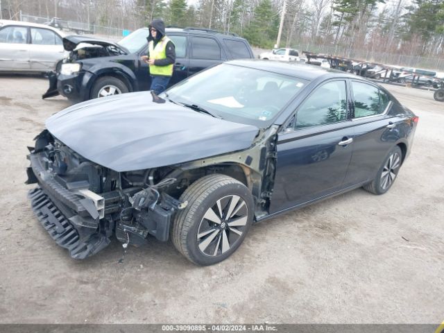 1N4BL4DV0KC245563 Nissan Altima 2.5 Sv