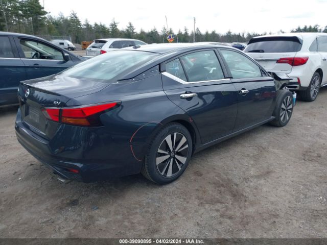 1N4BL4DV0KC245563 Nissan Altima 2.5 Sv