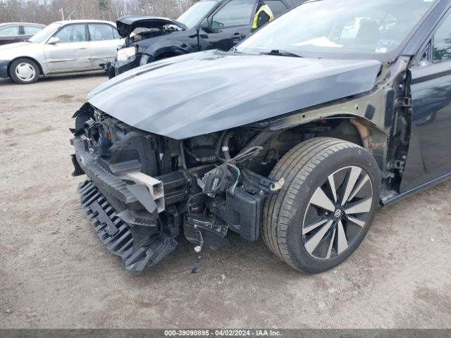 1N4BL4DV0KC245563 Nissan Altima 2.5 Sv