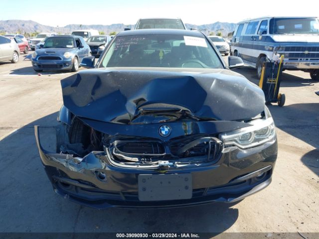 WBA8E1G51JNU92891 BMW 320i