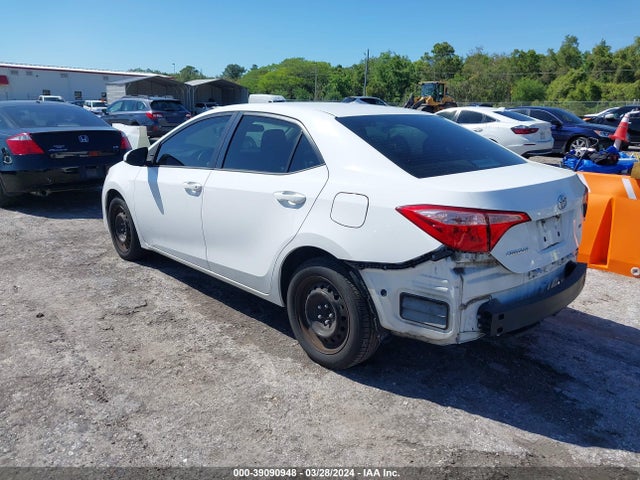 Toyota COROLLA LE 2017 2T1BURHEXHC819875 Image 3