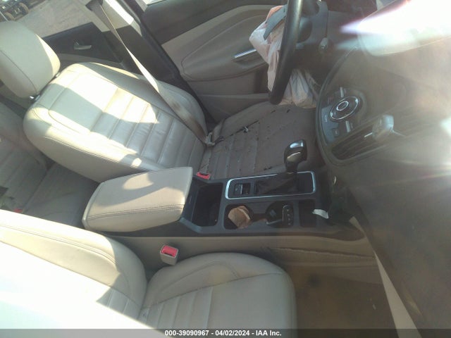 Ford Escape Titanium 2018 1FMCU0J98JUA39391 Image 5