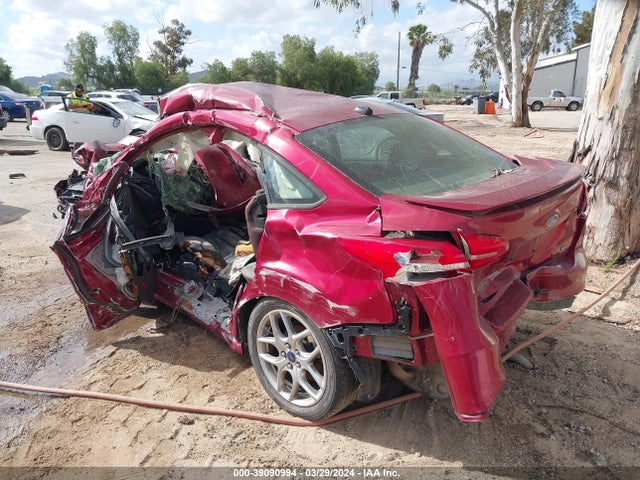 Ford FOCUS SE 2015 1FADP3F2XFL256411 Image 3