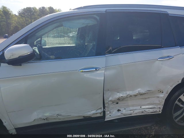 Honda Pilot Touring 2017 5FNYF6H91HB049695 Image 14