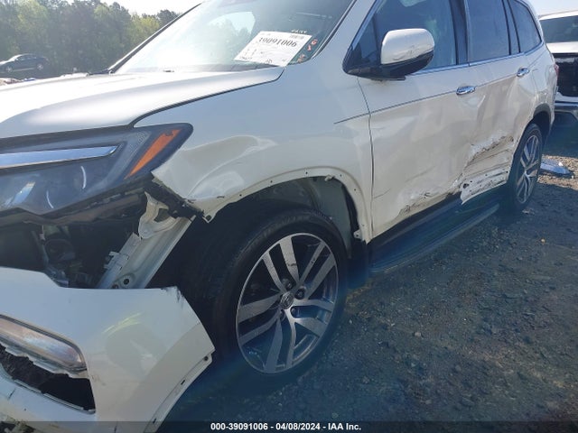 Honda Pilot Touring 2017 5FNYF6H91HB049695 Image 6